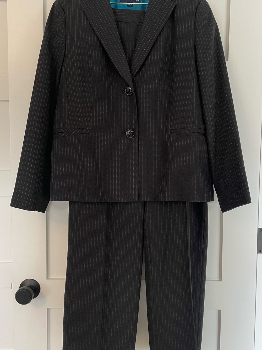 Evan Picone Women's Black Pinstripe Two-Piece Suit Jacket & Pants